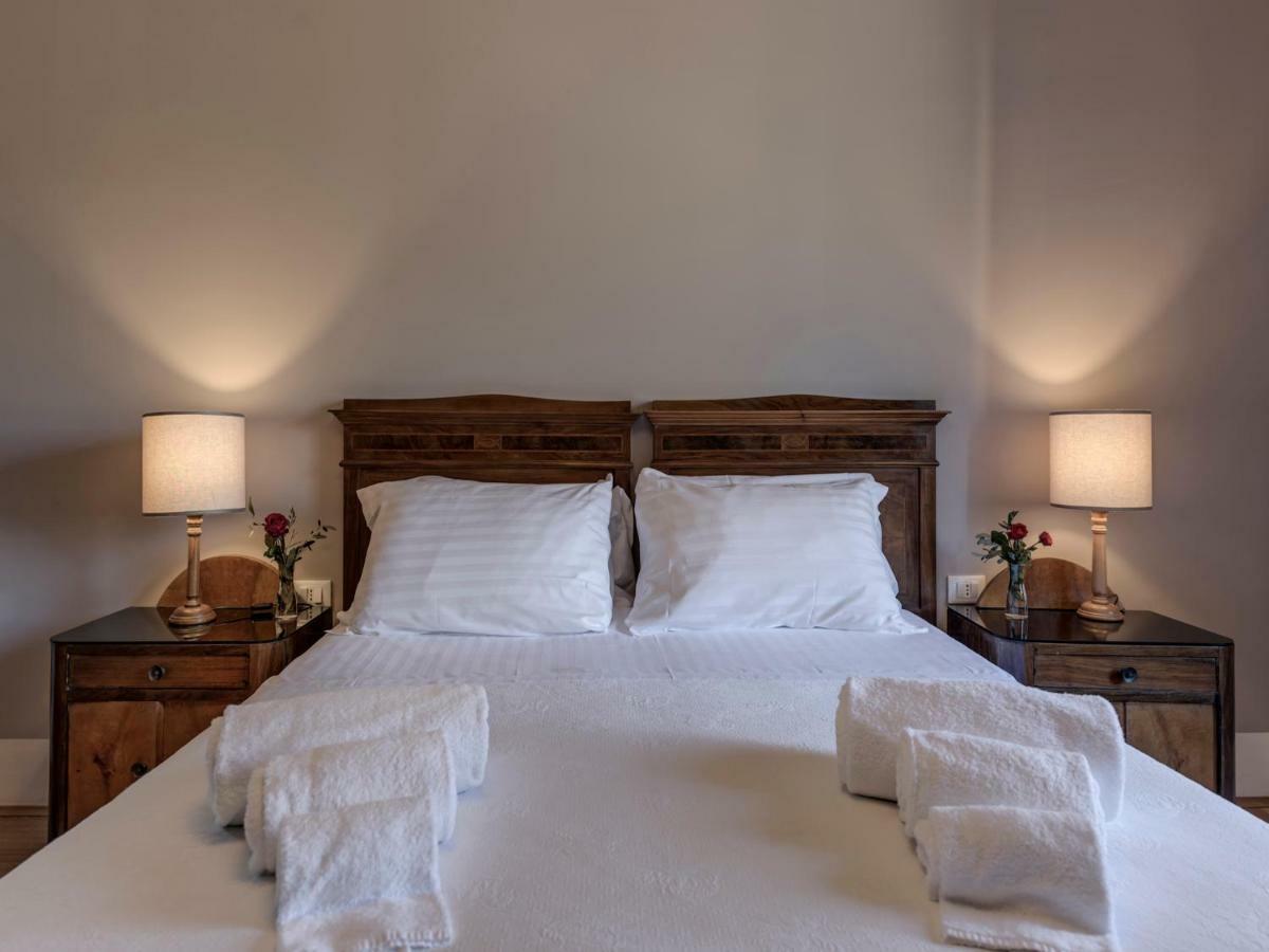 Bed and Breakfast Tenuta Di Capezzana Seano Экстерьер фото